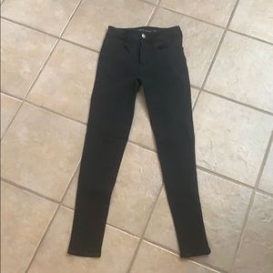 All Black AEO super stretch skinny jeans